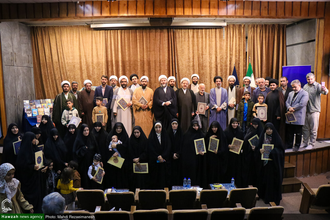 آیین رونمایی از مجموعه ۴۰ جلدی تجربه‌نگاری فرهنگی تبلیغی